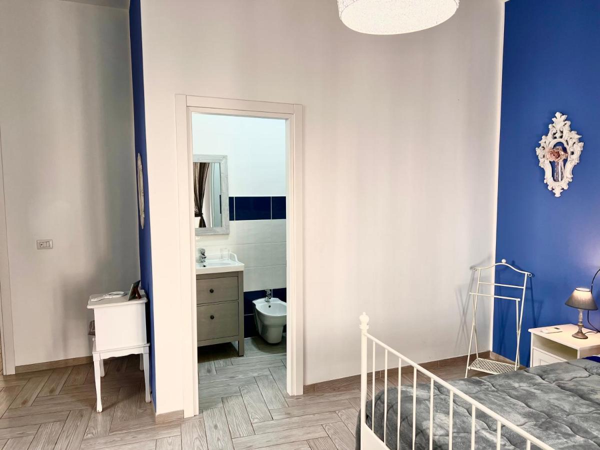 Vico Longo 25 - Ensuit Flat In The Heart Of Naples Exterior photo