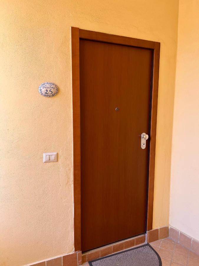 Vico Longo 25 - Ensuit Flat In The Heart Of Naples Exterior photo