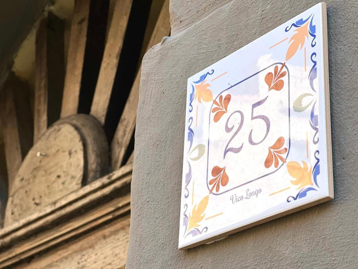 Vico Longo 25 - Ensuit Flat In The Heart Of Naples Exterior photo